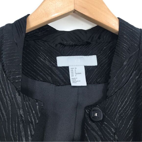 H&M Black Silky Textured Linear Print Bomber Jacket - Picture 15 of 16